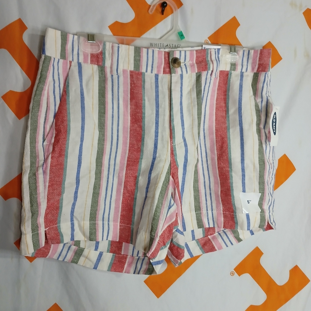 NWT Old Navy stripped shorts size 8